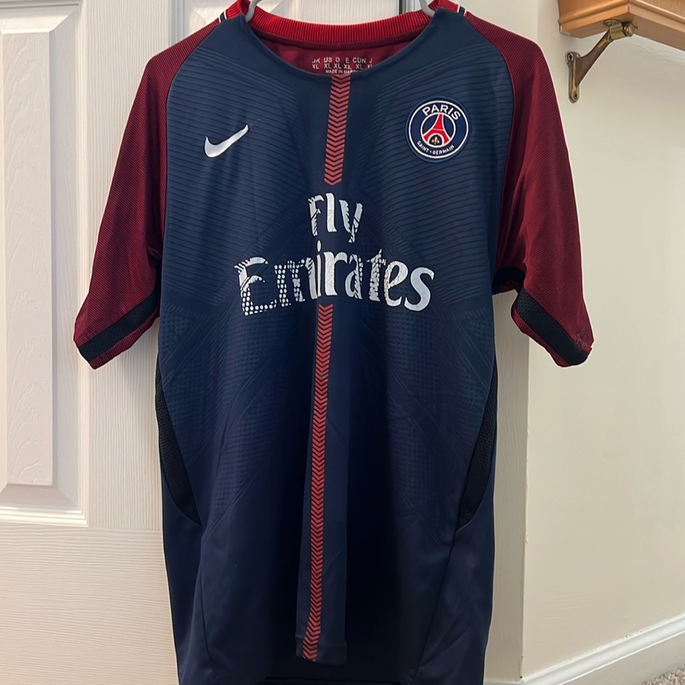 XL men’s Nike Paris Neymar JR Jersey